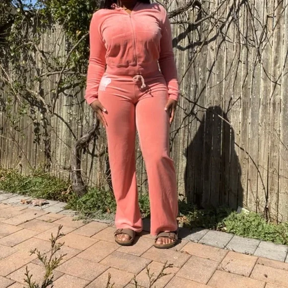 Juicy Couture Tracksuit Set - Picture 6 of 10